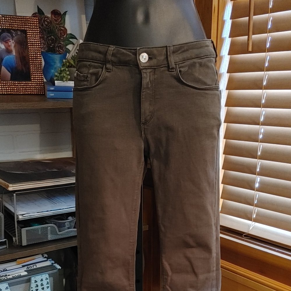 .Zara Basics Comfort Fit Jeans